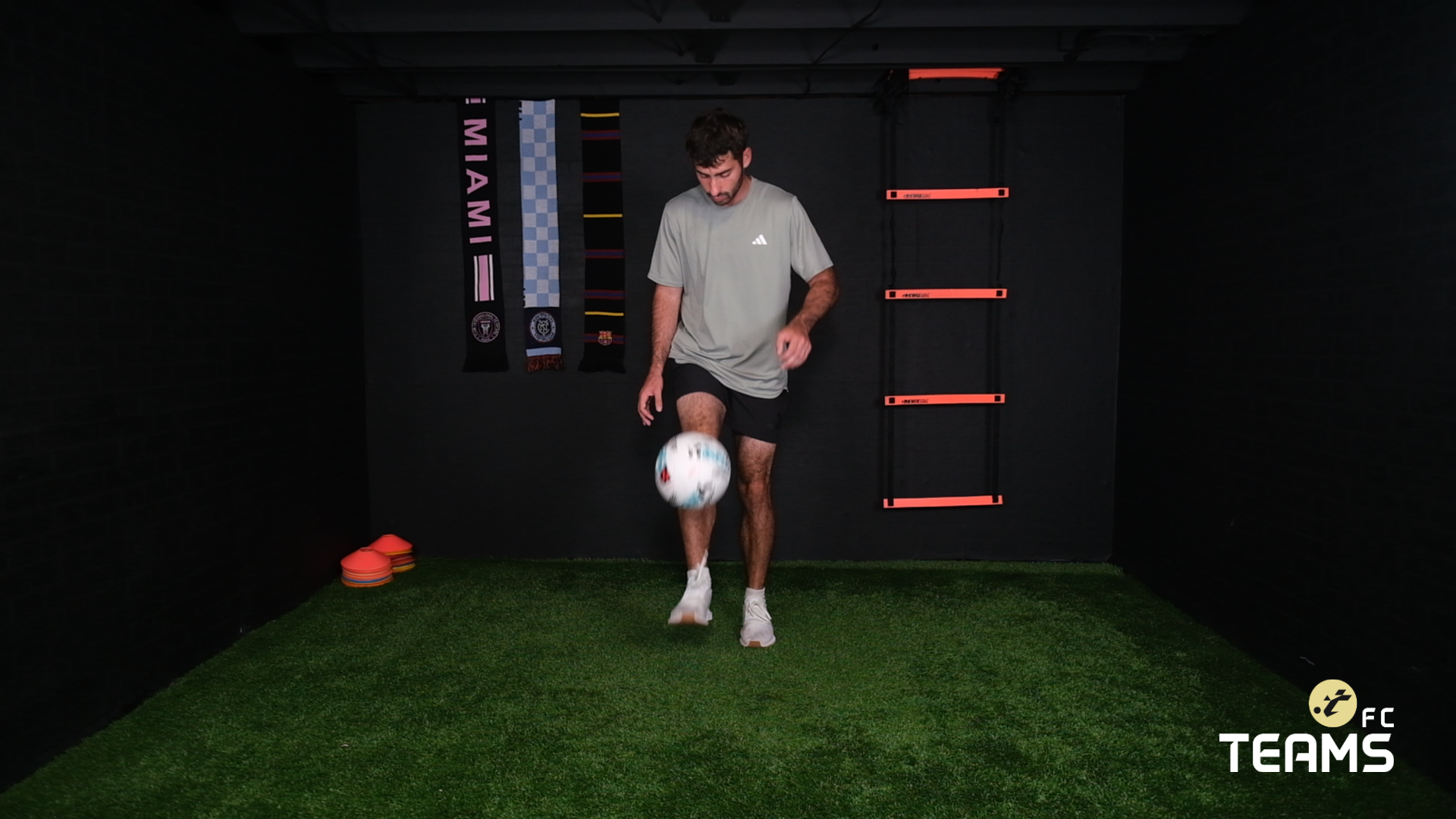 Soccer juggling training exercise